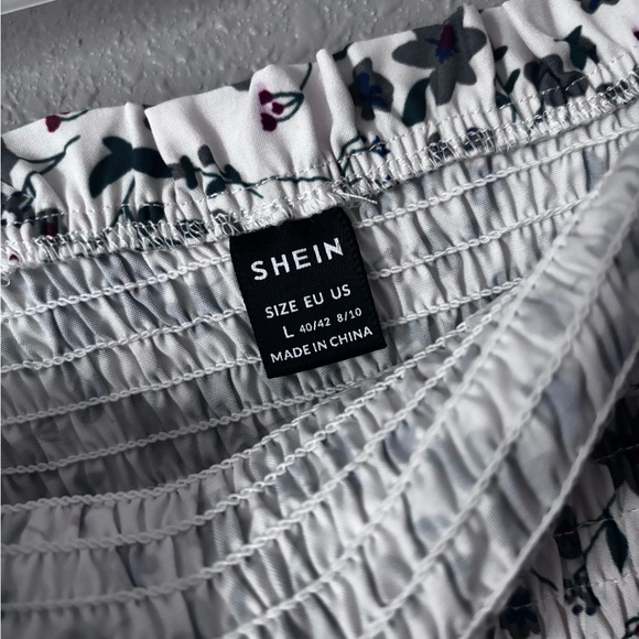 Floral Strapless Dress - Picture 5 of 7